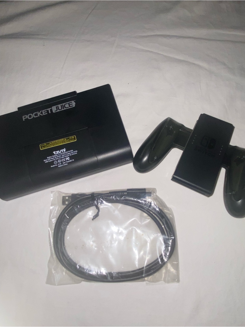 PocketJuice Black Portable Power Bank with Black Switch Controller Grip